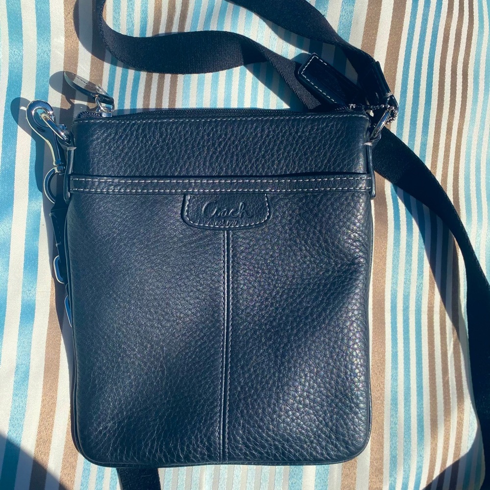 Cross body coach purse